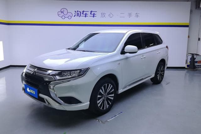 Mitsubishi Outlander 2021