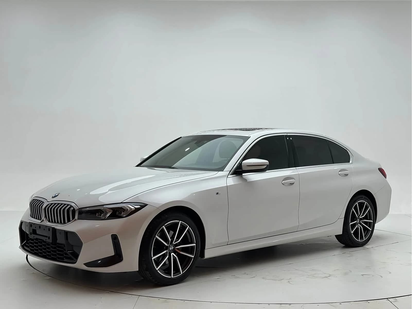 BMW 3 Series 2024 г.