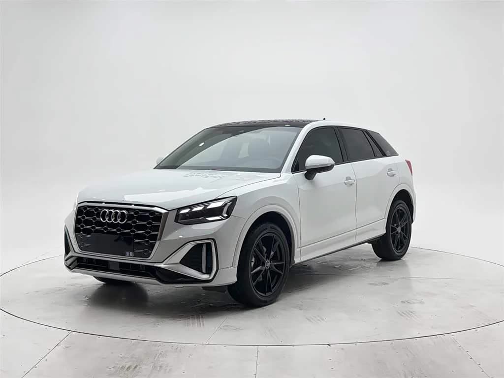 Audi Q2L 2022 г.