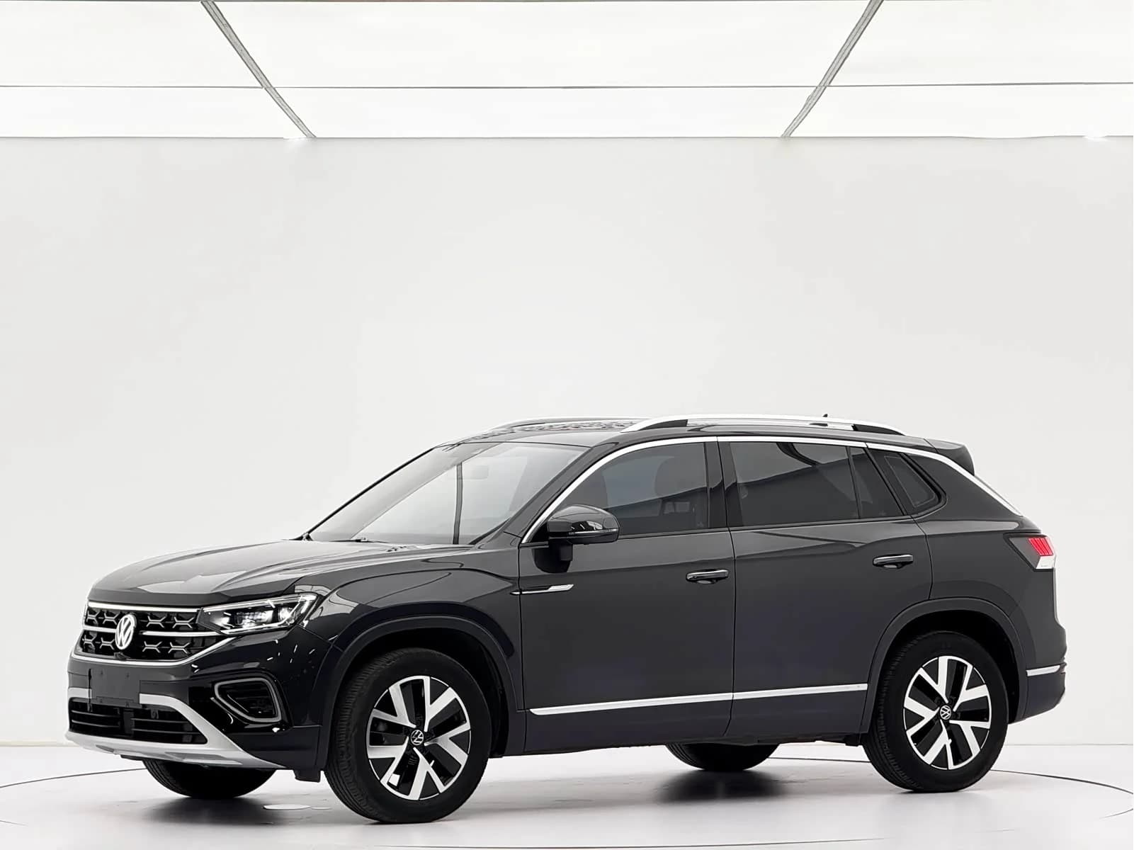 Volkswagen Tayron 2023 г.
