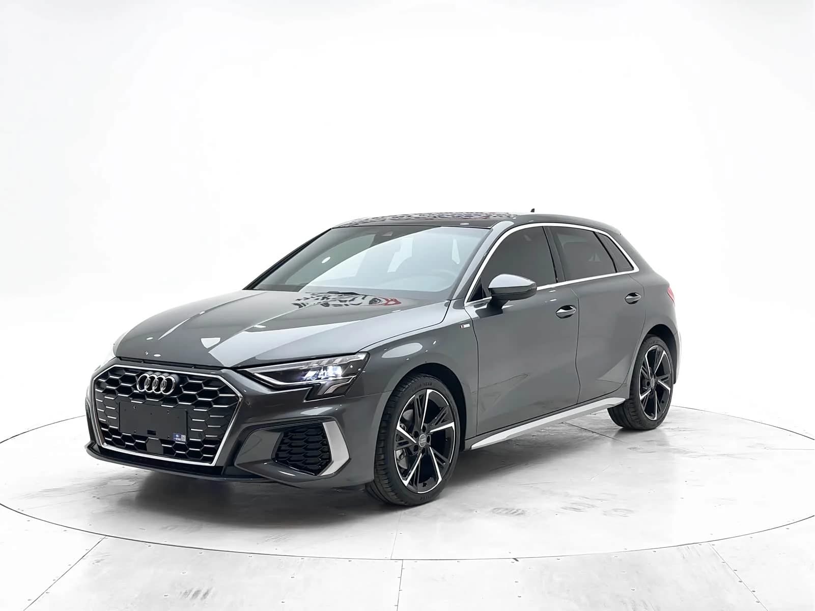 Audi A3 2021 г.