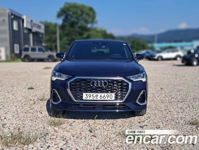 Audi Q3 (F3) 2024