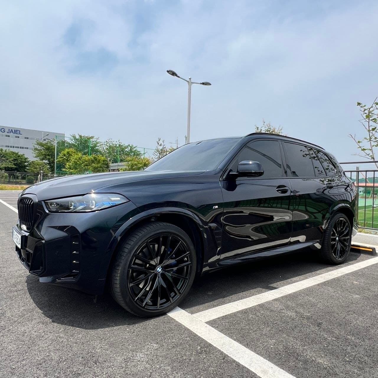 BMW X5 2023 г.