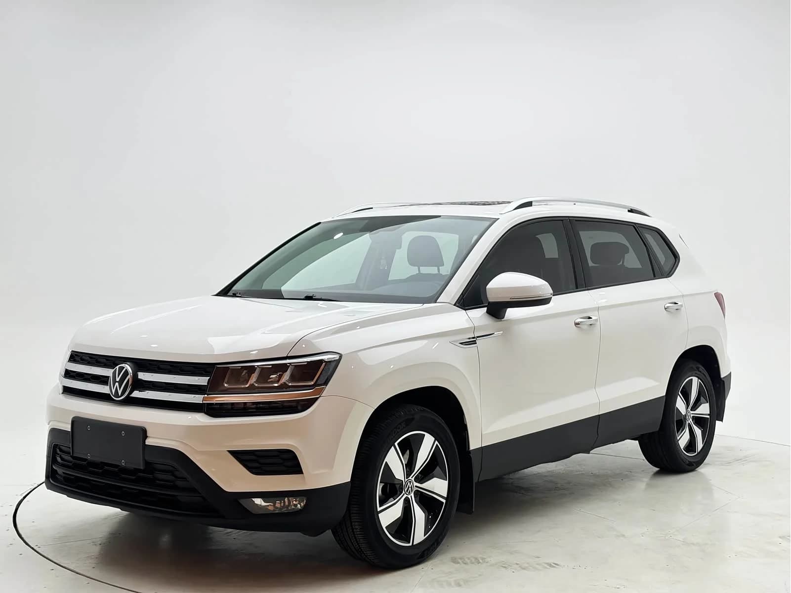 Volkswagen Tharu 2021 г.