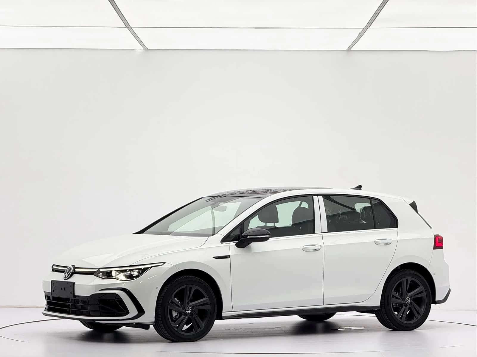 Volkswagen Golf 2023 г.