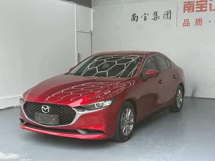Mazda 3 Axela 2022