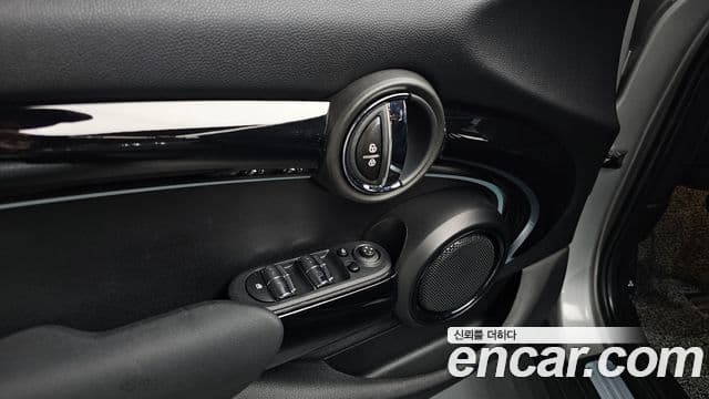 MINI Cooper 2024