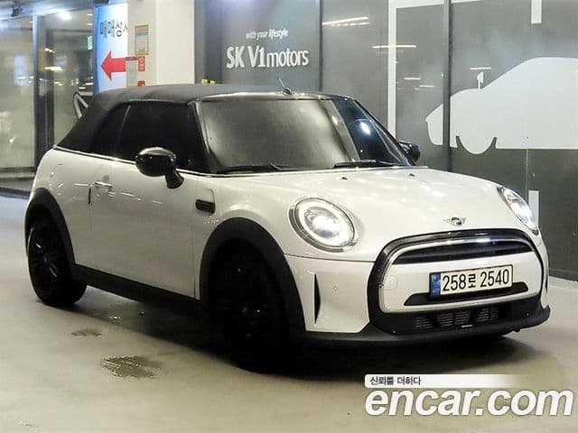 MINI Cooper Convertible 2024