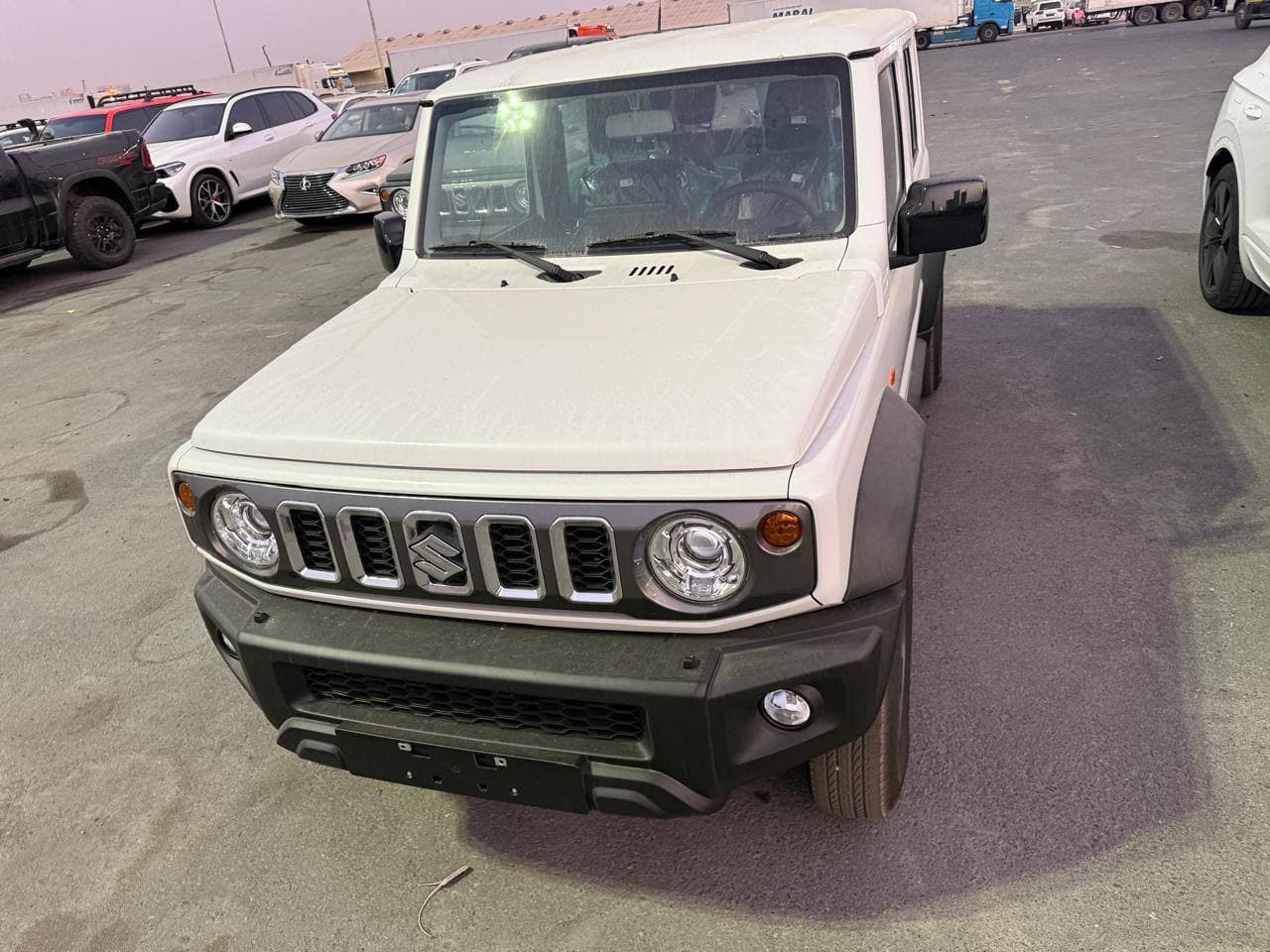 Suzuki Jimny 2025