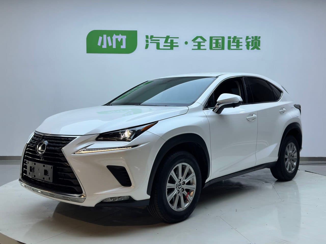 Lexus NX 200 2021