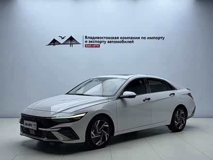 Hyundai Elantra 2023
