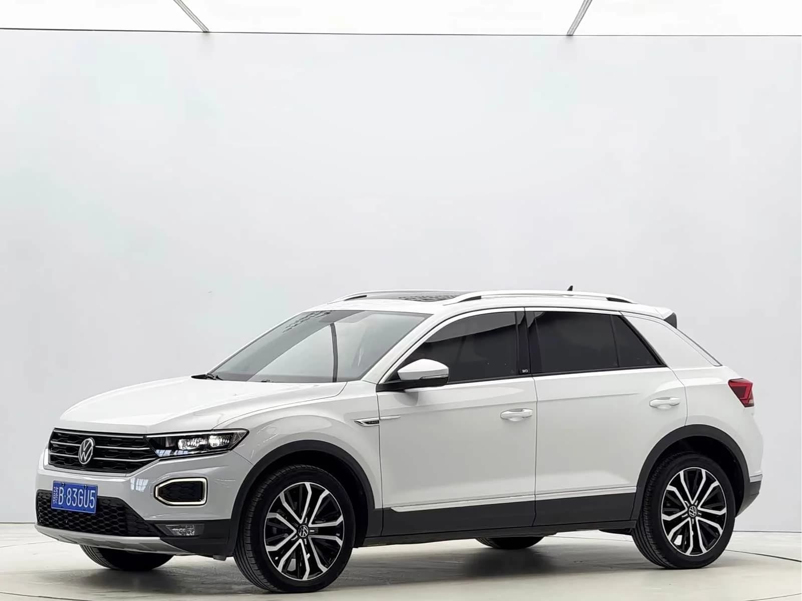 Volkswagen T-Roc 2021 г.