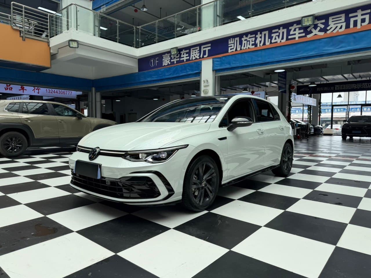 Volkswagen Golf 2022 г.