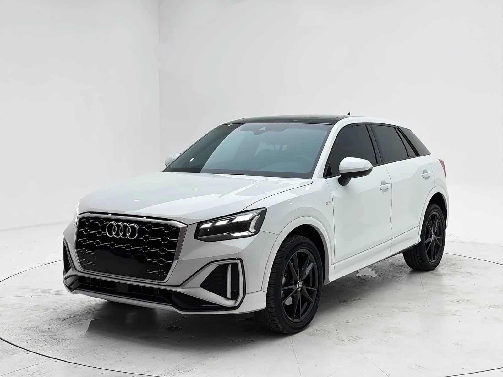 Audi Q2L 2022 г.