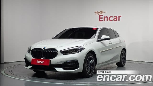 BMW 1 Series (F40) 2021