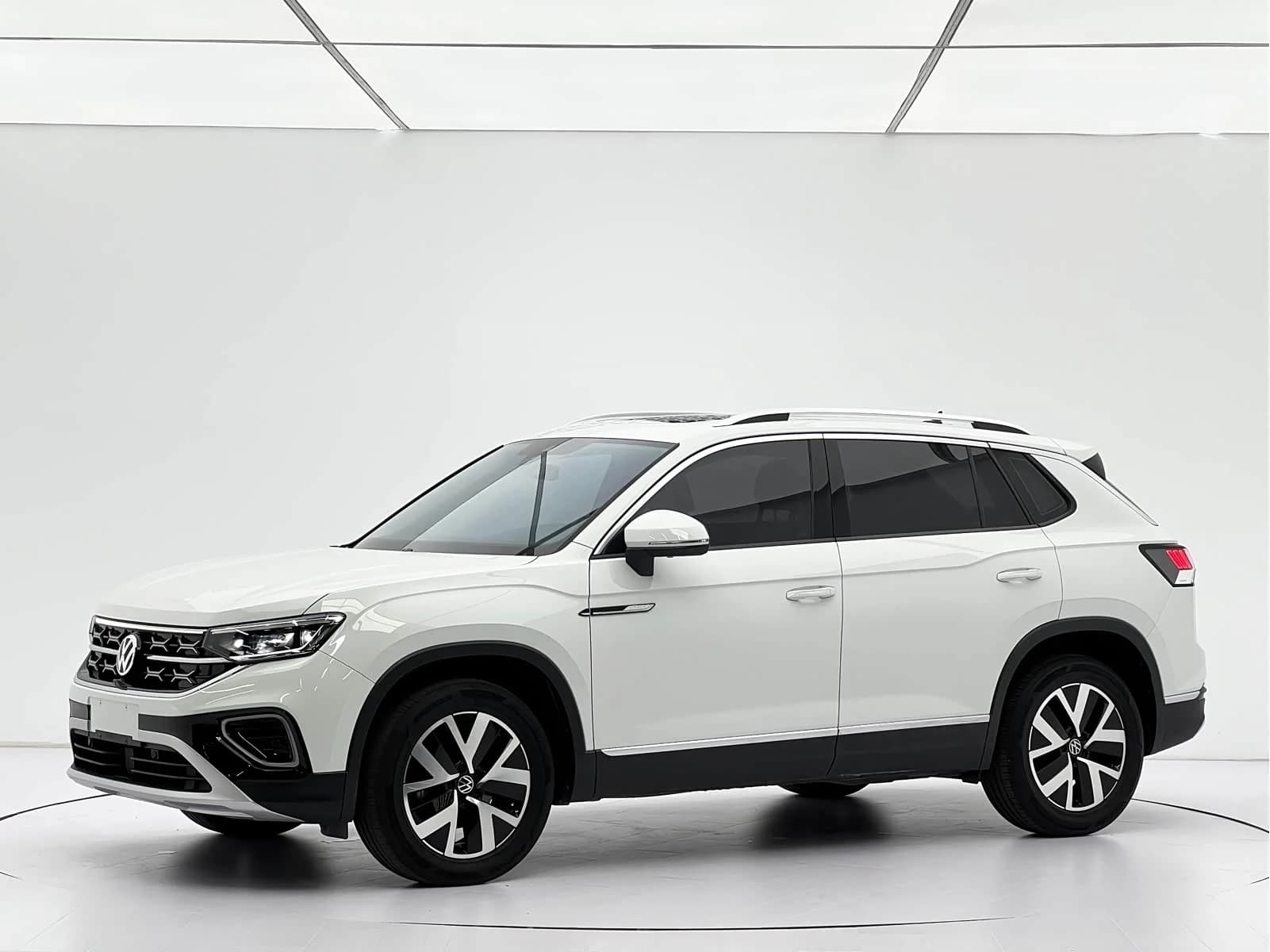 Volkswagen Tayron 2023 г.