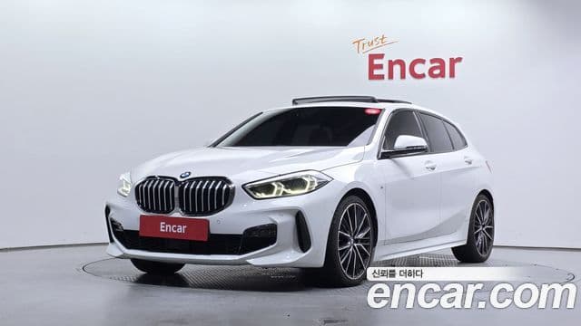 BMW 1 Series (F40) 2020