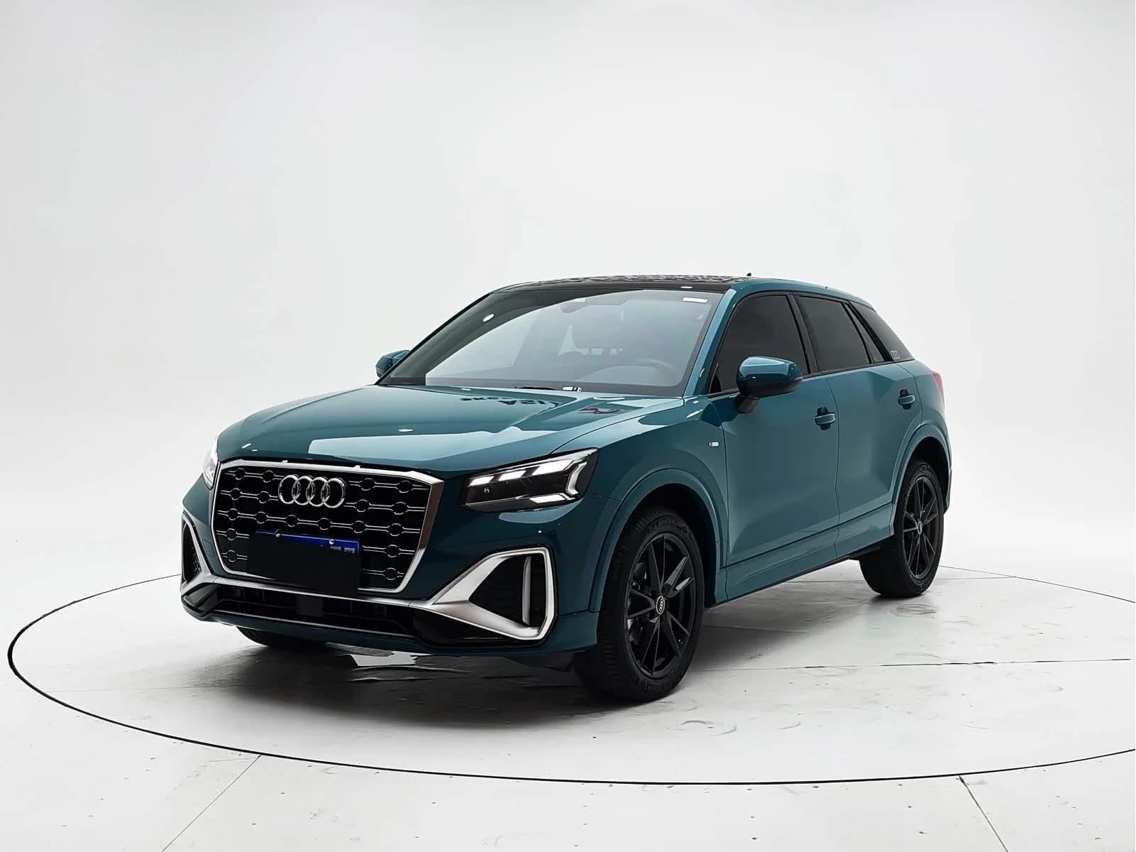 Audi Q2L 2022 г.