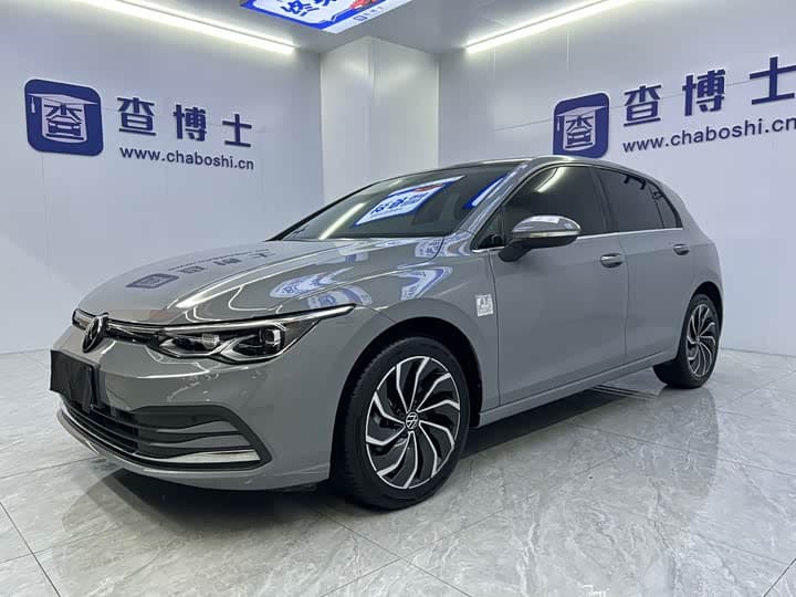 Volkswagen Golf 2023