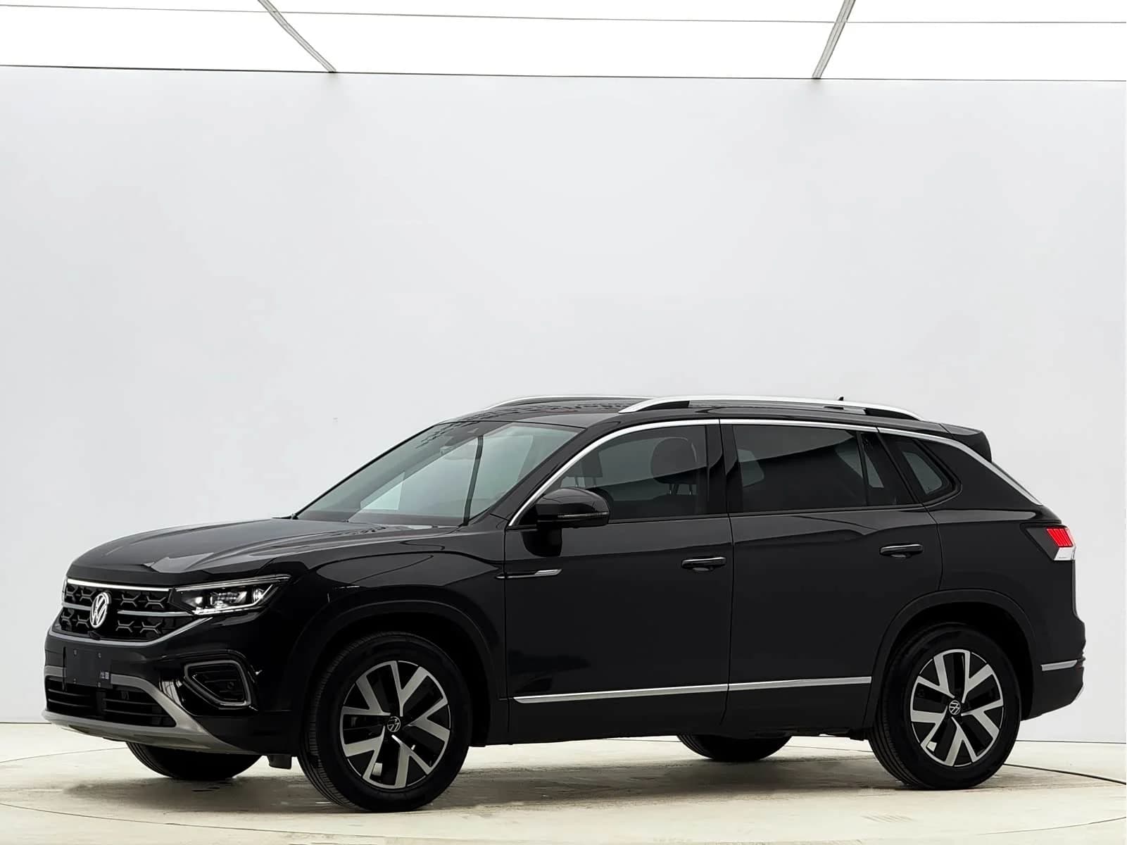 Volkswagen Tayron 2023 г.