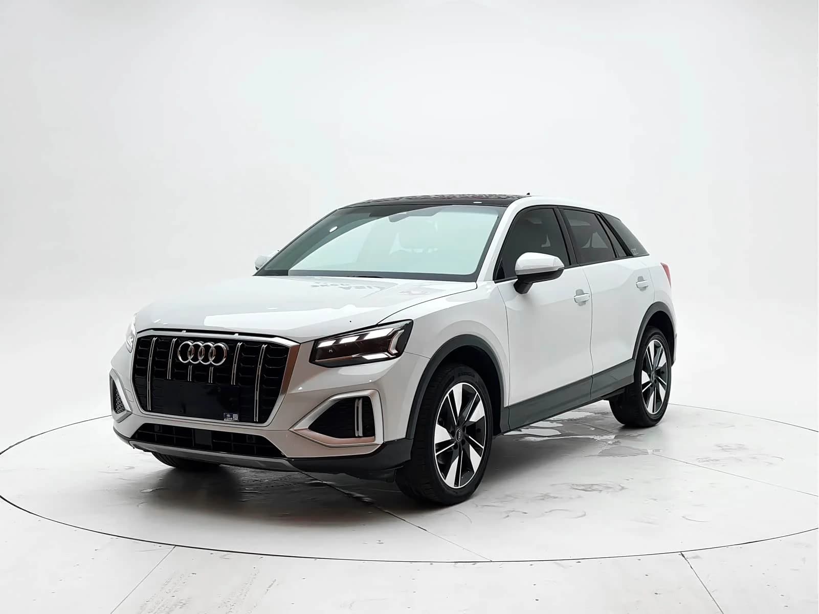 Audi Q2L 2022 г.