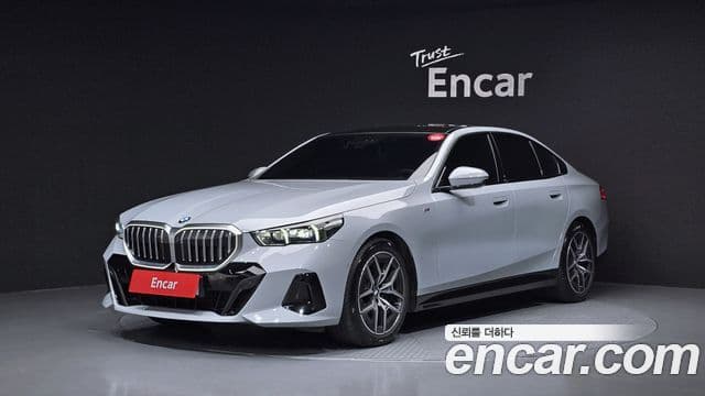 BMW 5-Series 2024 г.