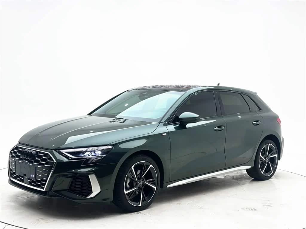 Audi A3 2023 г.